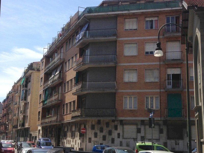 FACCIATA - Bilocale Via Polonghera 46, Torino (zona Cenisia) - foto 1