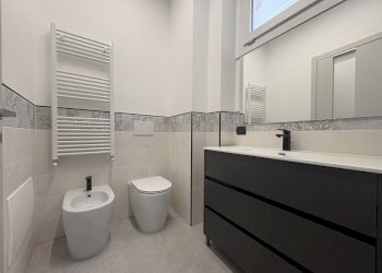 bagno.jpg - Two-room apartment Via Polonghera 46, Torino (neighborhood Cenisia) - photo 5