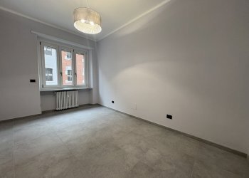 camera.jpg - Two-room apartment Via Polonghera 46, Torino (neighborhood Cenisia) - photo 13