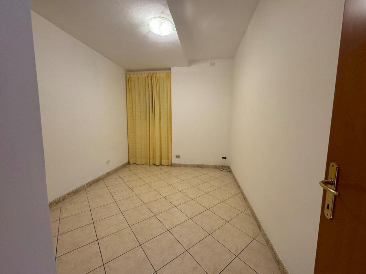 camera da letto - Quadrilocale Via Amatore Sciesa 70, Marino - foto 3