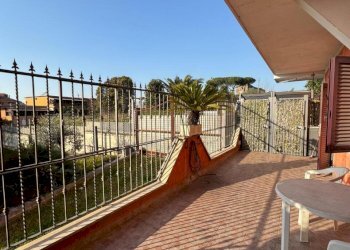 giardino - Quadrilocale Via Amatore Sciesa 70, Marino - foto 5