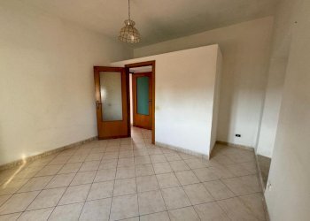 camera da letto - Quadrilocale Via Amatore Sciesa 70, Marino - foto 11