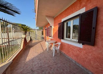 giardino - Quadrilocale Via Amatore Sciesa 70, Marino - foto 15