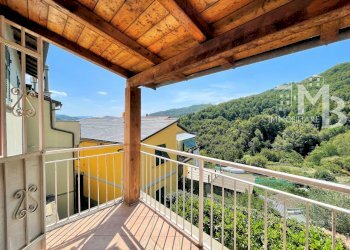 TERRAZZA ZONA NOTTE - Semi-detached house Frazione Pannesi 107, Lumarzo - photo 10