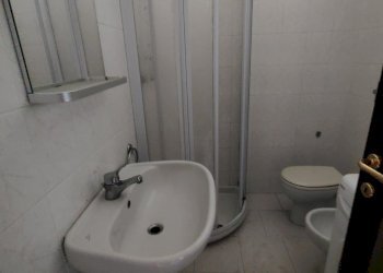 bagno - Two-room apartment Via Carlo Civardi, Stradella - photo 12