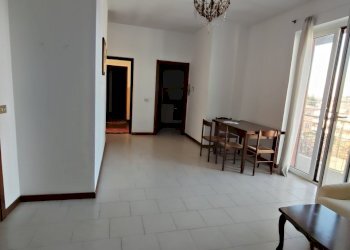 soggiorno - Two-room apartment Via Carlo Civardi, Stradella - photo 4