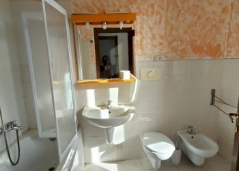 bagno - Two-room apartment Via Carlo Civardi, Stradella - photo 15