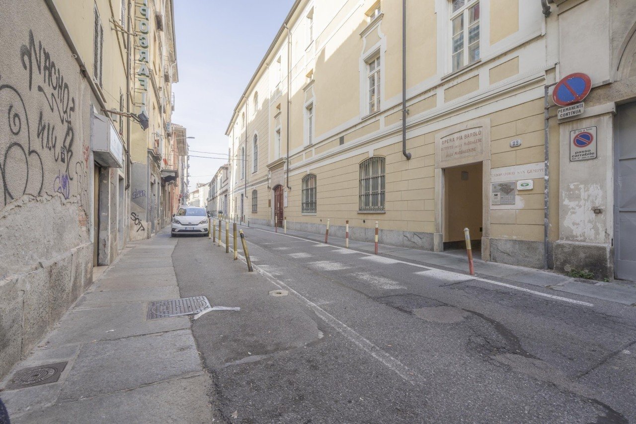 BATTICUORE -90.jpg - Appartamento Via San Giuseppe Benedetto Cottolengo 19, Torino (zona Valdocco) - foto 2