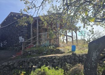 2.jpg - Terreno edificabile Via Gran Bretagna, Camporotondo Etneo - foto 2