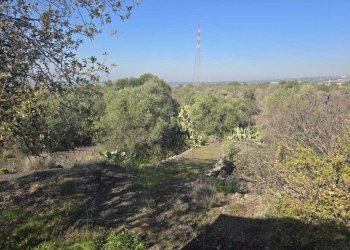 5.jpg - Terreno edificabile Via Gran Bretagna, Camporotondo Etneo - foto 5
