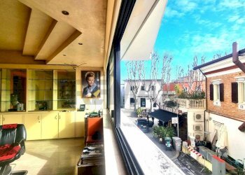 Attività Commerciale Via Dante Alighieri, 20
Bellaria, Bellaria-Igea Marina - foto 1