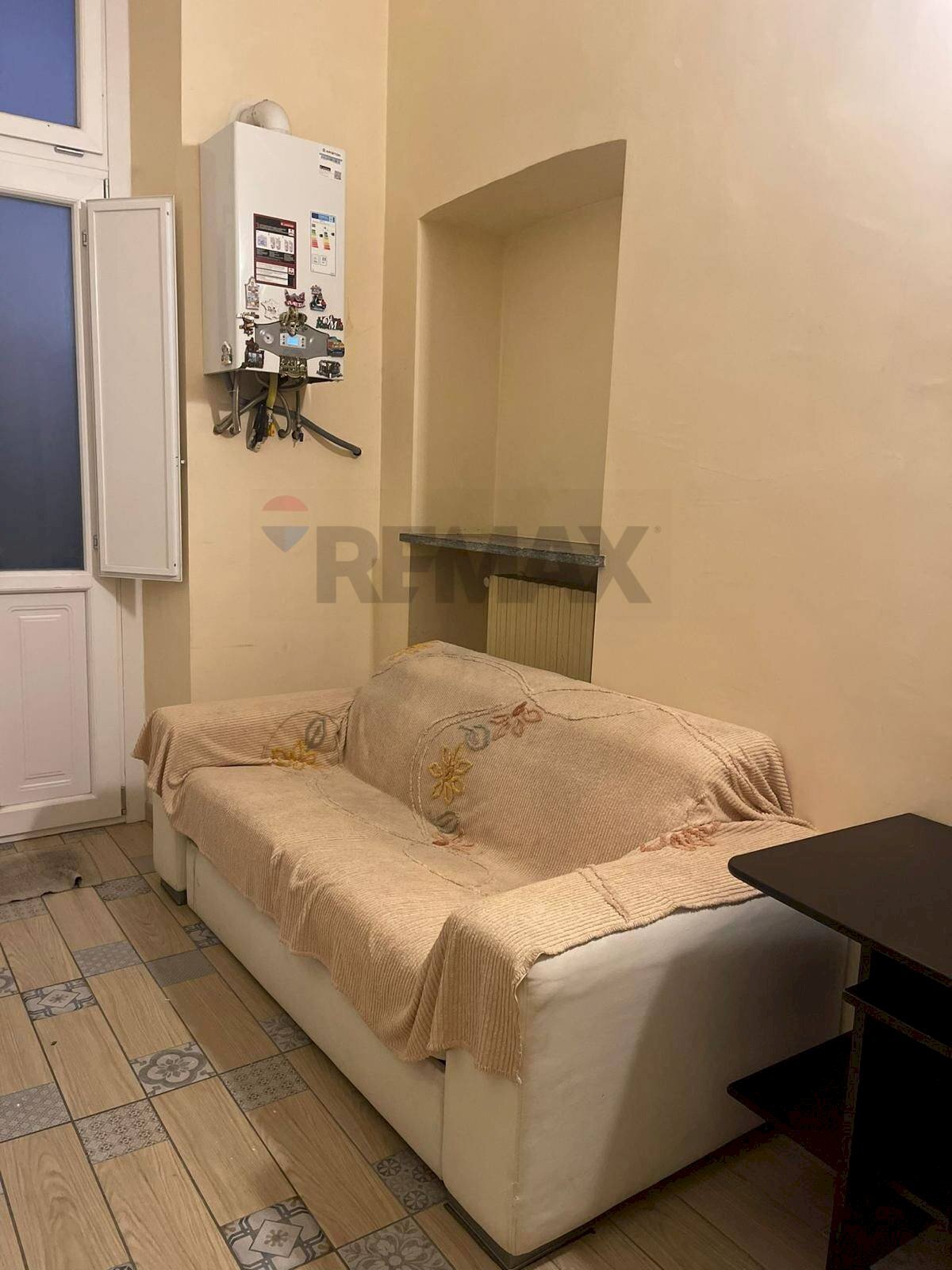 One-room apartment Via Cuneo, 5 
 Aurora, Torino (neighborhood Aurora) - photo 2