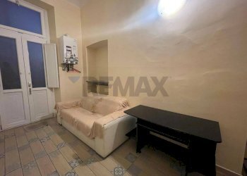One-room apartment Via Cuneo, 5 
 Aurora, Torino (neighborhood Aurora) - photo 1
