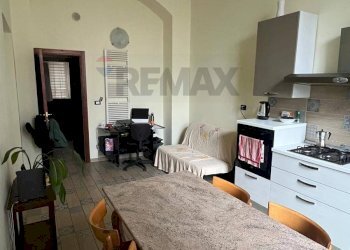 One-room apartment Via Cuneo, 5 
 Aurora, Torino (neighborhood Aurora) - photo 9