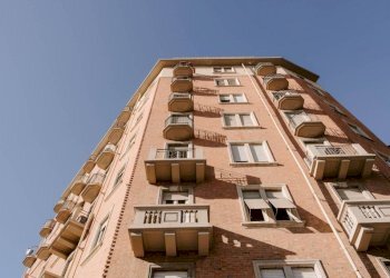 Trilocale Torino (zona Cenisia) - foto 32