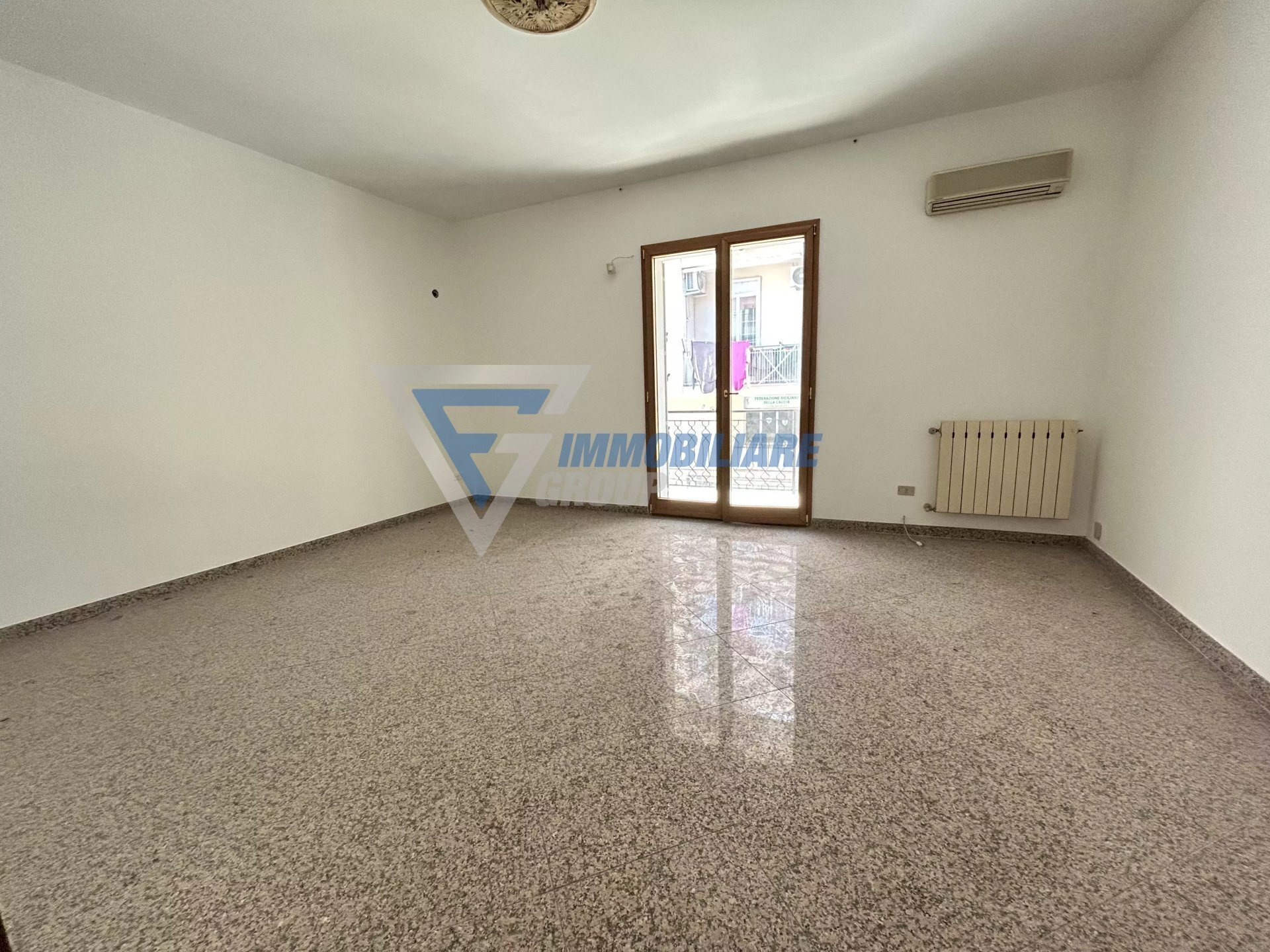 Three-room apartment Viale Zecchino, Siracusa - photo 1