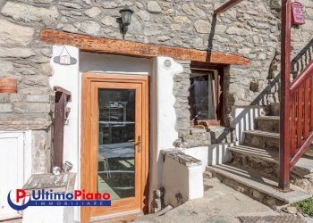 Trilocale Frazione Crè 57, 57, Gignod - foto 2