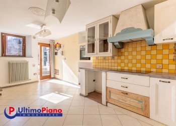 Trilocale Frazione Crè 57, 57, Gignod - foto 4