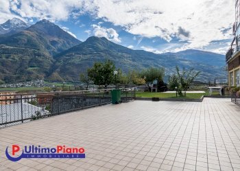 Monolocale Via Jean Claude Mochet 11, 11, Aosta - foto 18