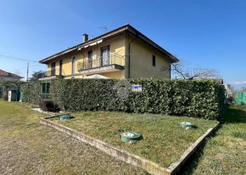 Three-room apartment Via Gerbido, San Francesco al Campo - photo 2