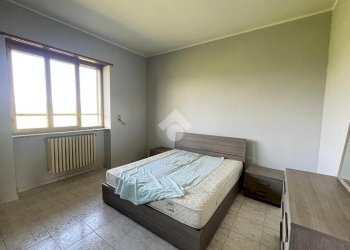 Three-room apartment Via Gerbido, San Francesco al Campo - photo 11