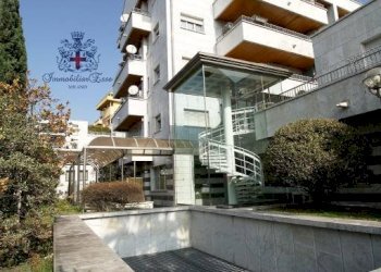 Negozio Milano (zona Lambrate) - foto 28