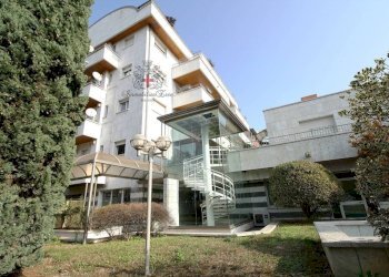 Negozio Milano (zona Lambrate) - foto 39