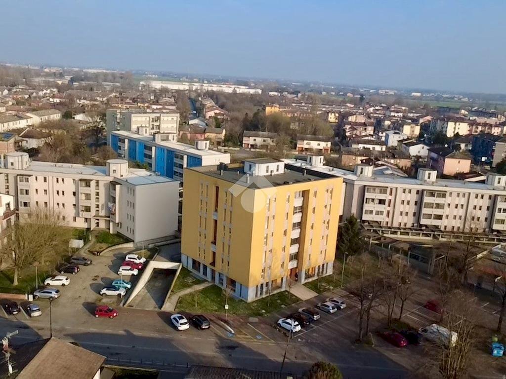 Quadrilocale Viale Ottorino Respighi, Reggiolo - foto 1