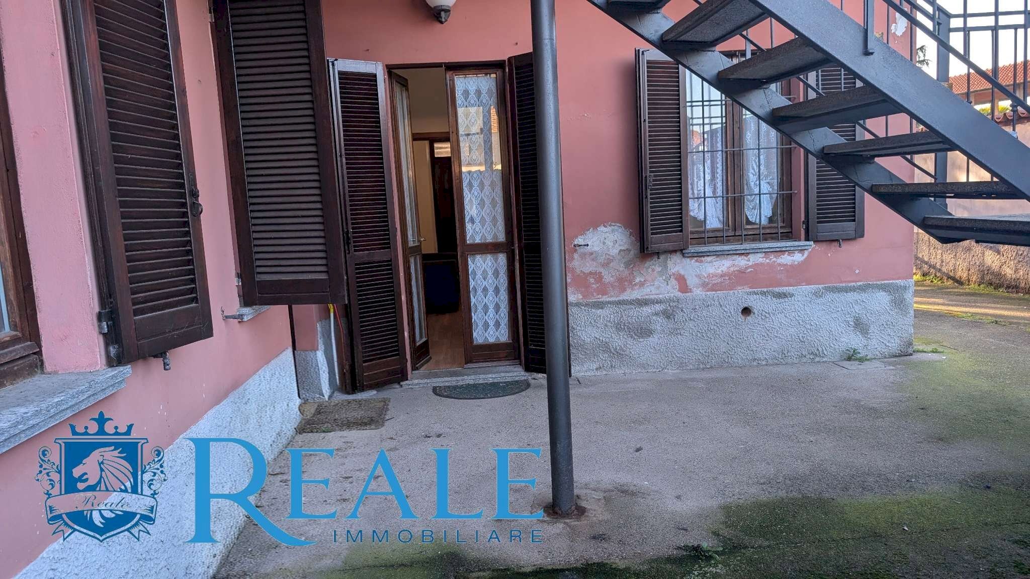 Three-room apartment Bernate Ticino - photo 1