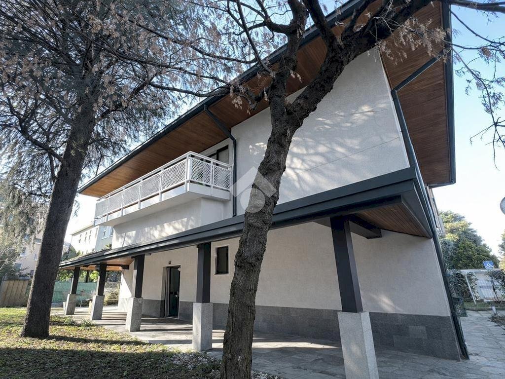 Villa Via Garegnano, Milano (zona Musocco) - foto 3