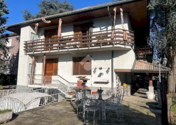 Villa Via Garegnano, Milano (zona Musocco) - foto 2