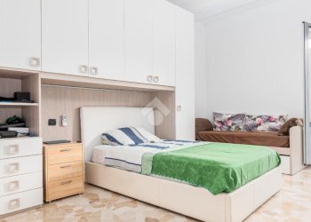 Trilocale Viale Edoardo Jenner, Milano (zona Maciachini) - foto 6