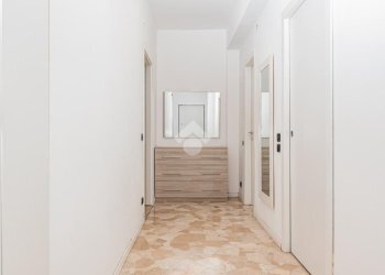Trilocale Viale Edoardo Jenner, Milano (zona Maciachini) - foto 16