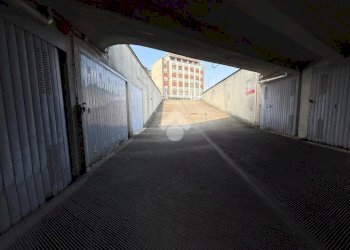 Box Via Lorenzo Valla, Milano (zona Chiesa Rossa) - foto 8