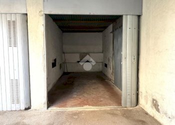 Box Via Lorenzo Valla, Milano (zona Chiesa Rossa) - foto 9