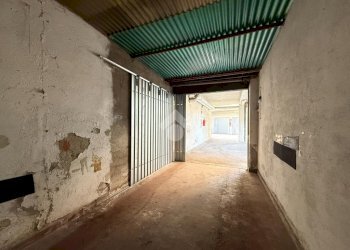 Box Via Lorenzo Valla, Milano (zona Chiesa Rossa) - foto 13