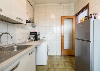 Attic Via Palanzone, Milano (neighborhood Niguarda) - photo 3