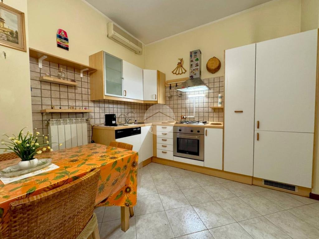 Two-room apartment Via Monte San Genesio, Milano (neighborhood Maciachini) - photo 2