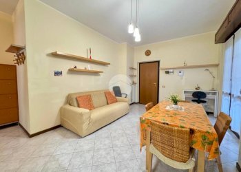 Bilocale Via Monte San Genesio, Milano (zona Maciachini) - foto 1