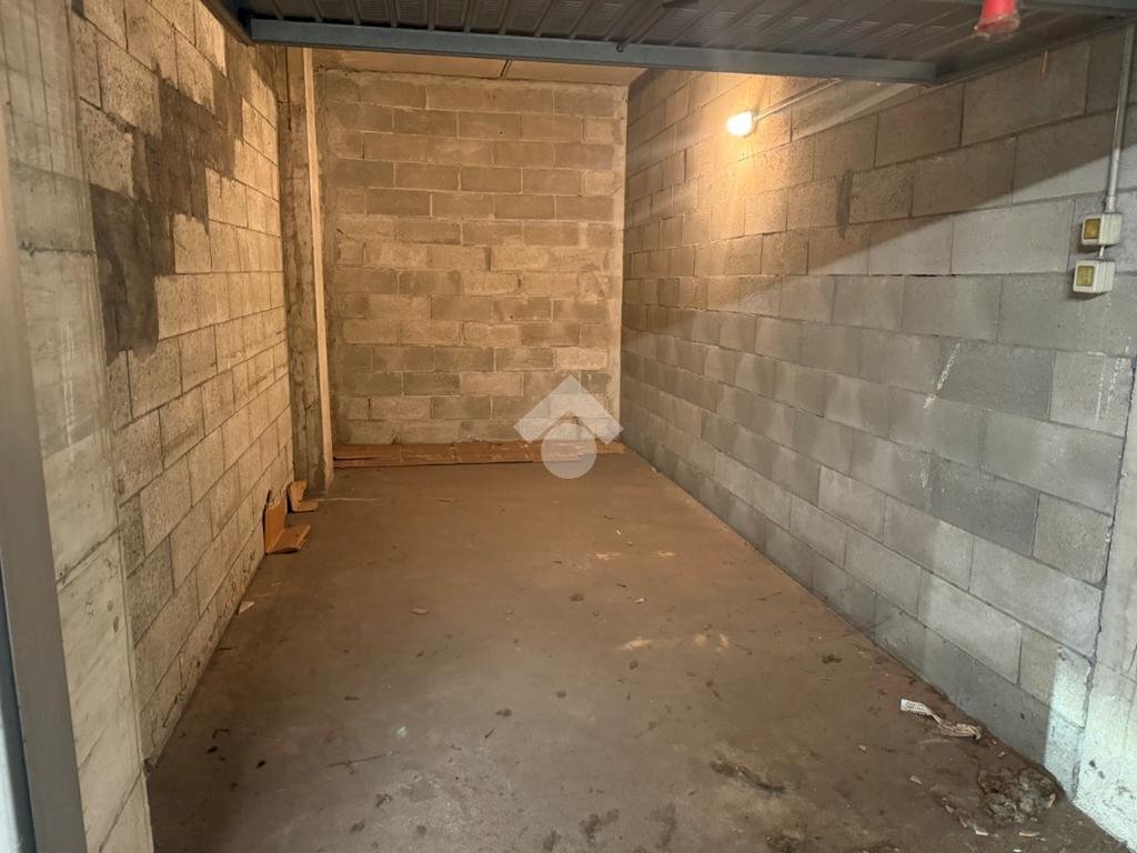 Box Via Val della Torre, Torino (neighborhood Lucento) - photo 3