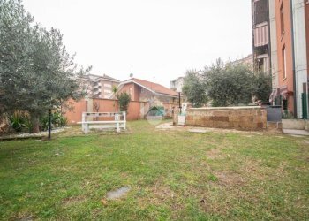 Box Via Val della Torre, Torino (neighborhood Lucento) - photo 4