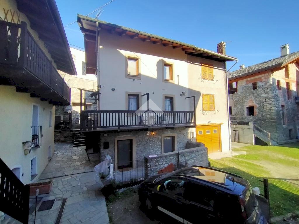 Rustico Via Monte Zerbion, Aosta - foto 1