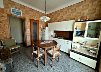 Quadrilocale Via Niccolò Paganini, Savona (zona Fornaci) - foto 24