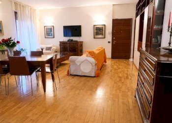 Quadrilocale via brunetto latini, Novate Milanese - foto 11