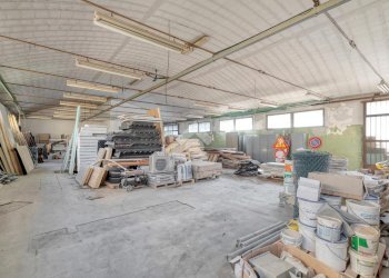 Capannone Via del Tuscolano, Bologna - foto 8