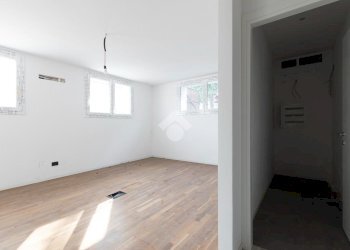 Capannone Via del Tuscolano, Bologna - foto 17