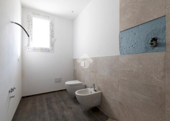 Capannone Via del Tuscolano, Bologna - foto 25