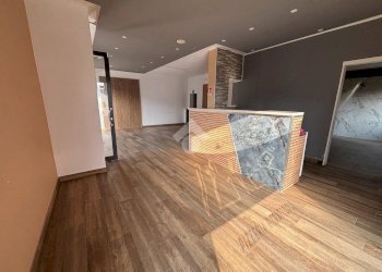 Negozio Via Nicoli, Modena (zona San Faustino) - foto 16