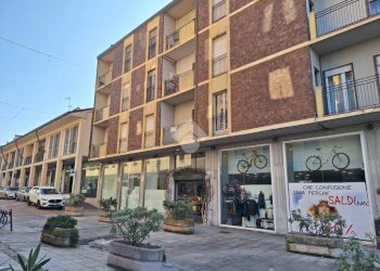 Bilocale Via Giuseppe Garibaldi, Magenta - foto 2