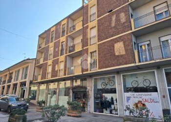 Bilocale Via Giuseppe Garibaldi, Magenta - foto 3